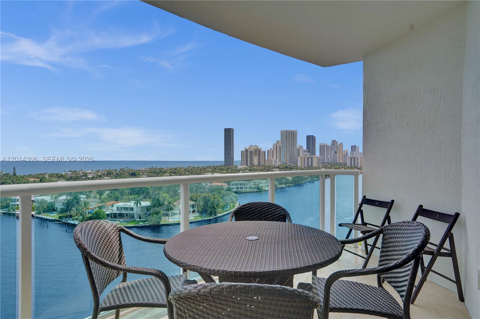 20201 E Country Club Dr #1408, Aventura FL 33180