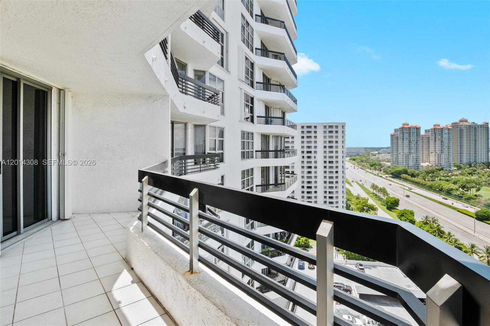 3400 NE 192nd St #1707, Aventura FL 33180