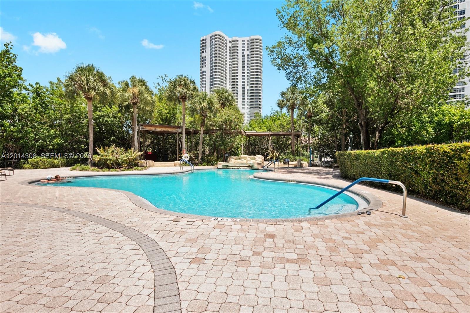 3400 NE 192nd St #1707, Aventura FL 33180