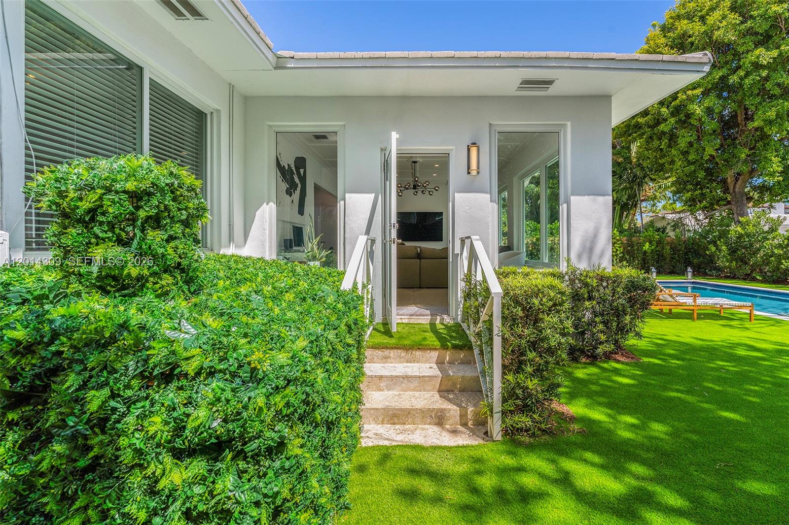 6145 La Gorce Dr, Miami Beach FL 33140