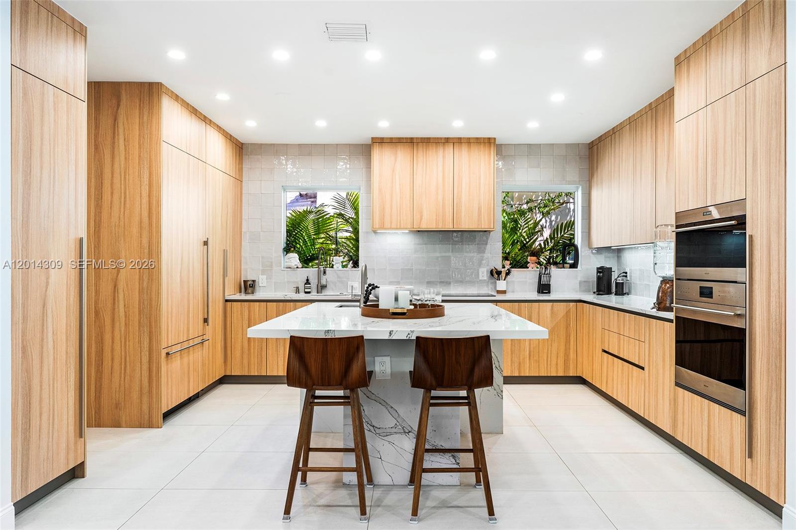 6145 La Gorce Dr, Miami Beach FL 33140