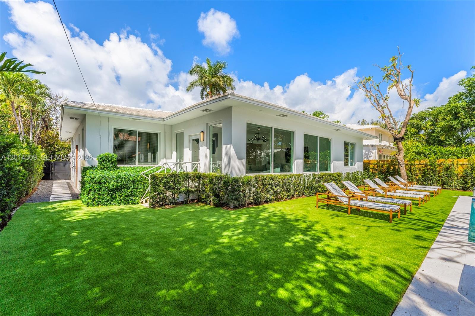 6145 La Gorce Dr, Miami Beach FL 33140