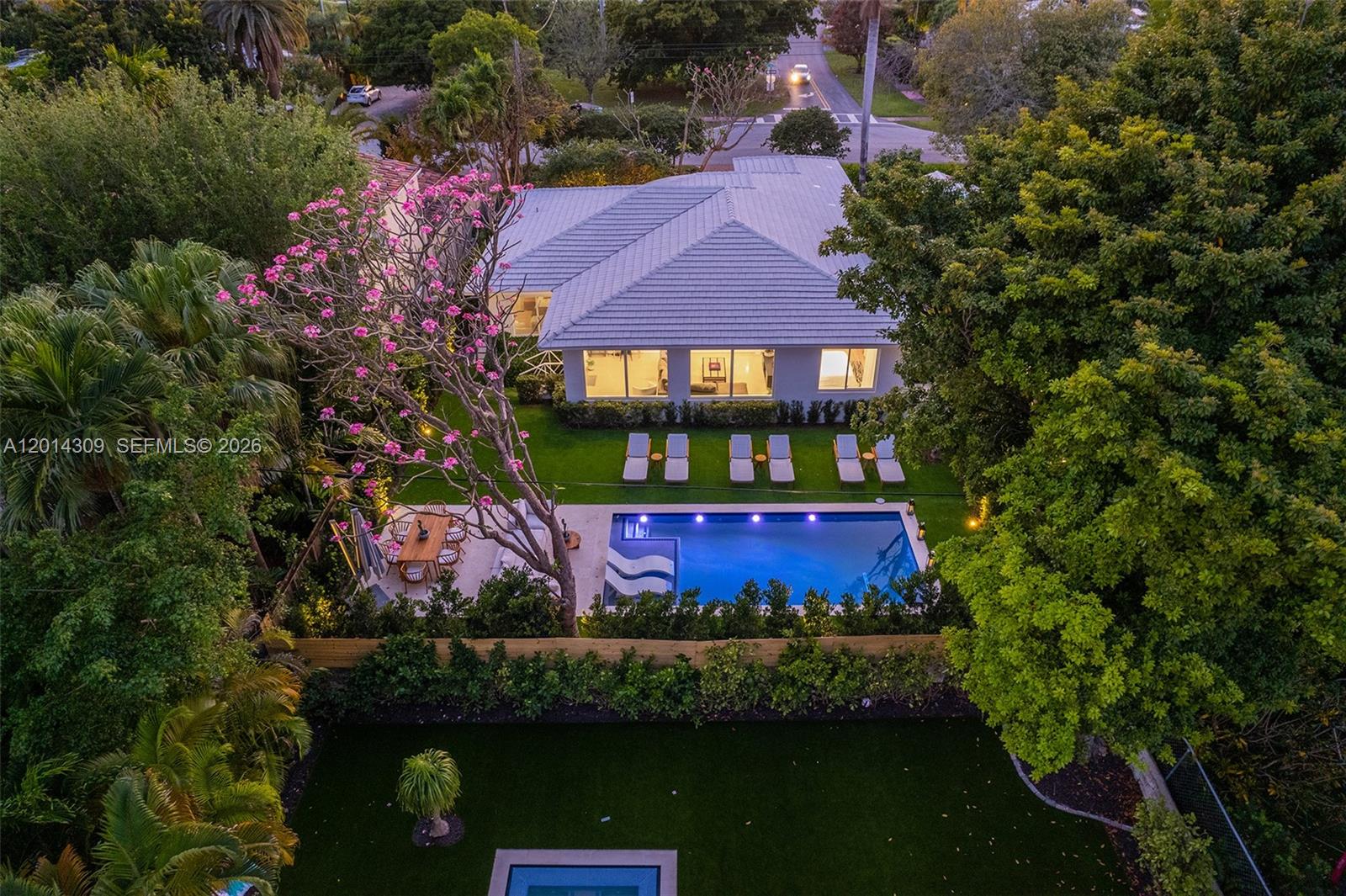 6145 La Gorce Dr, Miami Beach FL 33140