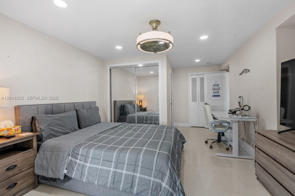 2100 S Ocean Ln #1704, Fort Lauderdale FL 33316