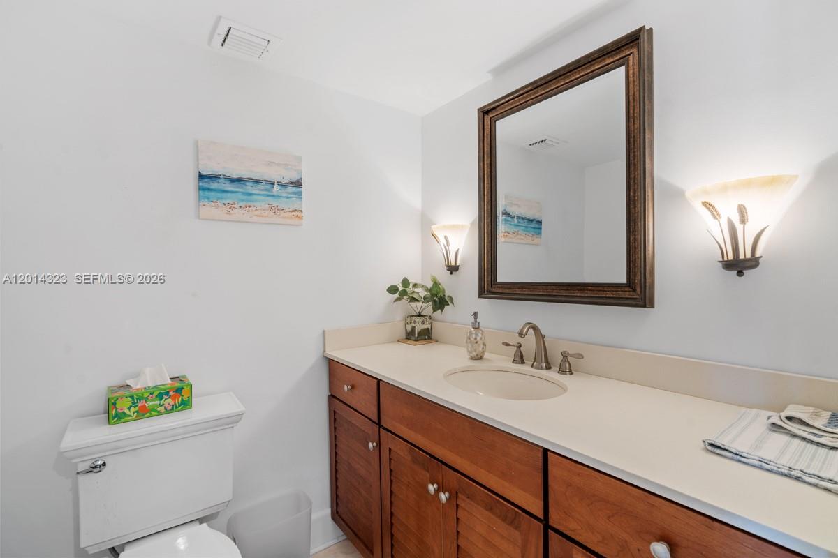 2100 S Ocean Ln #1704, Fort Lauderdale FL 33316
