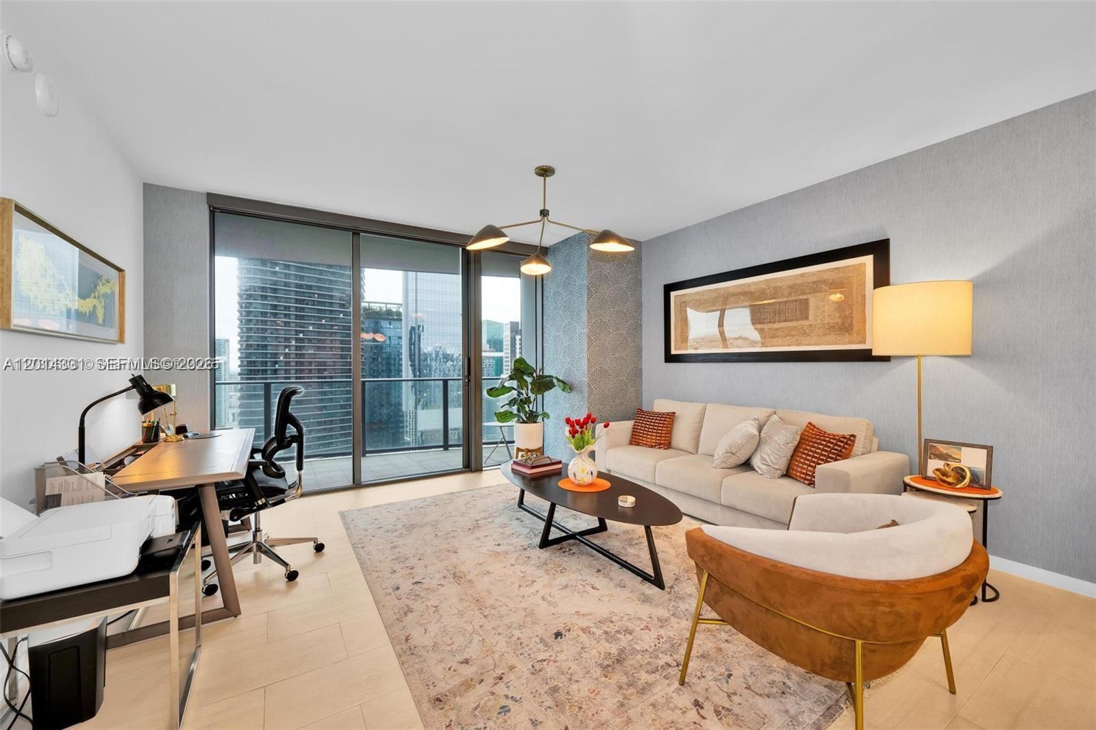 1000 Brickell Plz #3914, Miami FL 33131