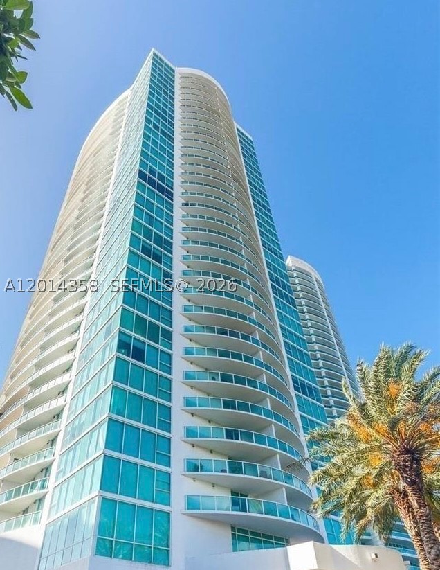 2101 Brickell Ave #1808, Miami FL 33129