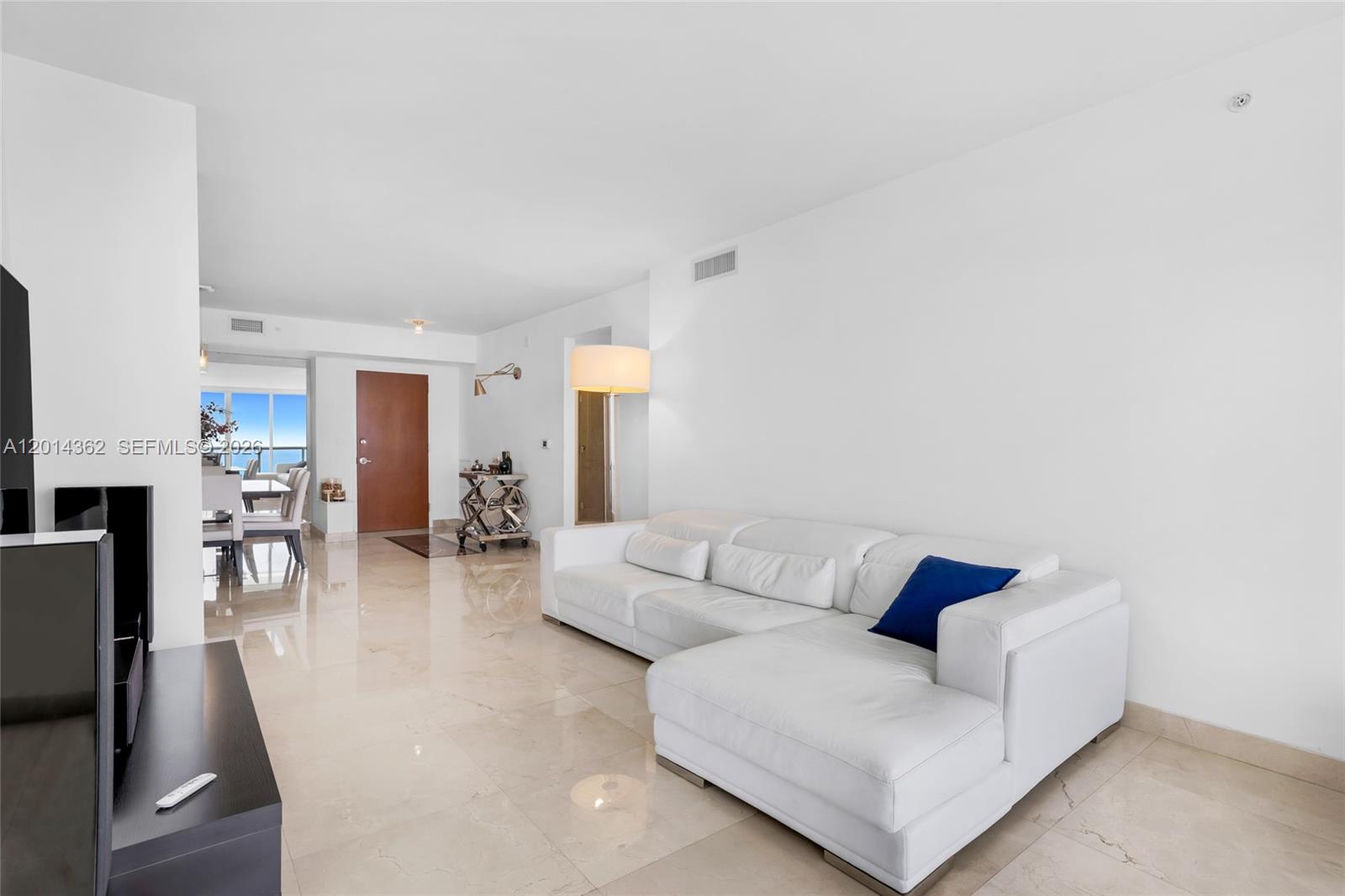 6365 Collins Ave #3202, Miami Beach FL 33141