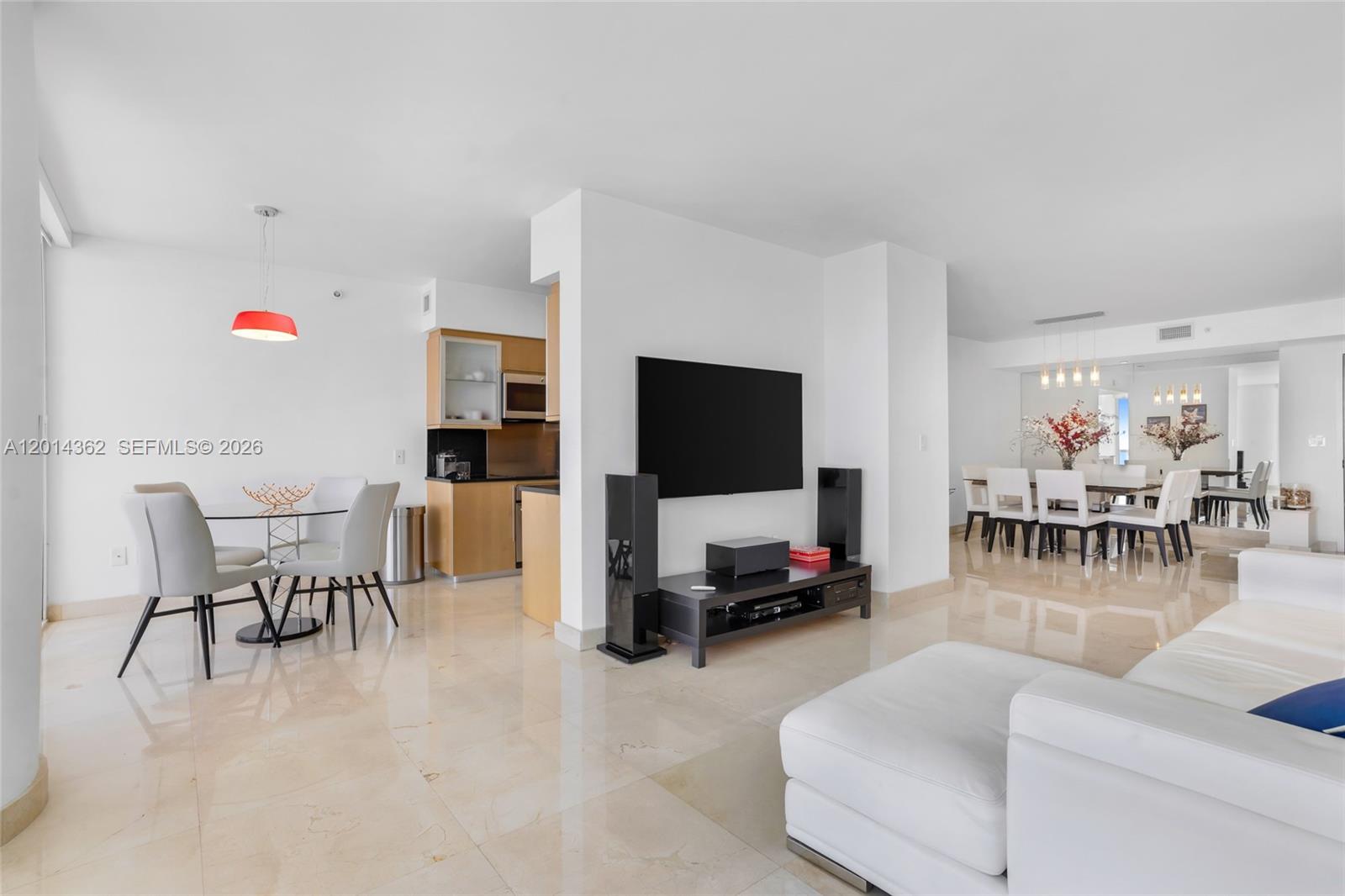 6365 Collins Ave #3202, Miami Beach FL 33141