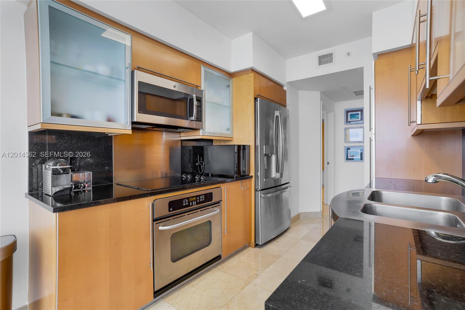 6365 Collins Ave #3202, Miami Beach FL 33141