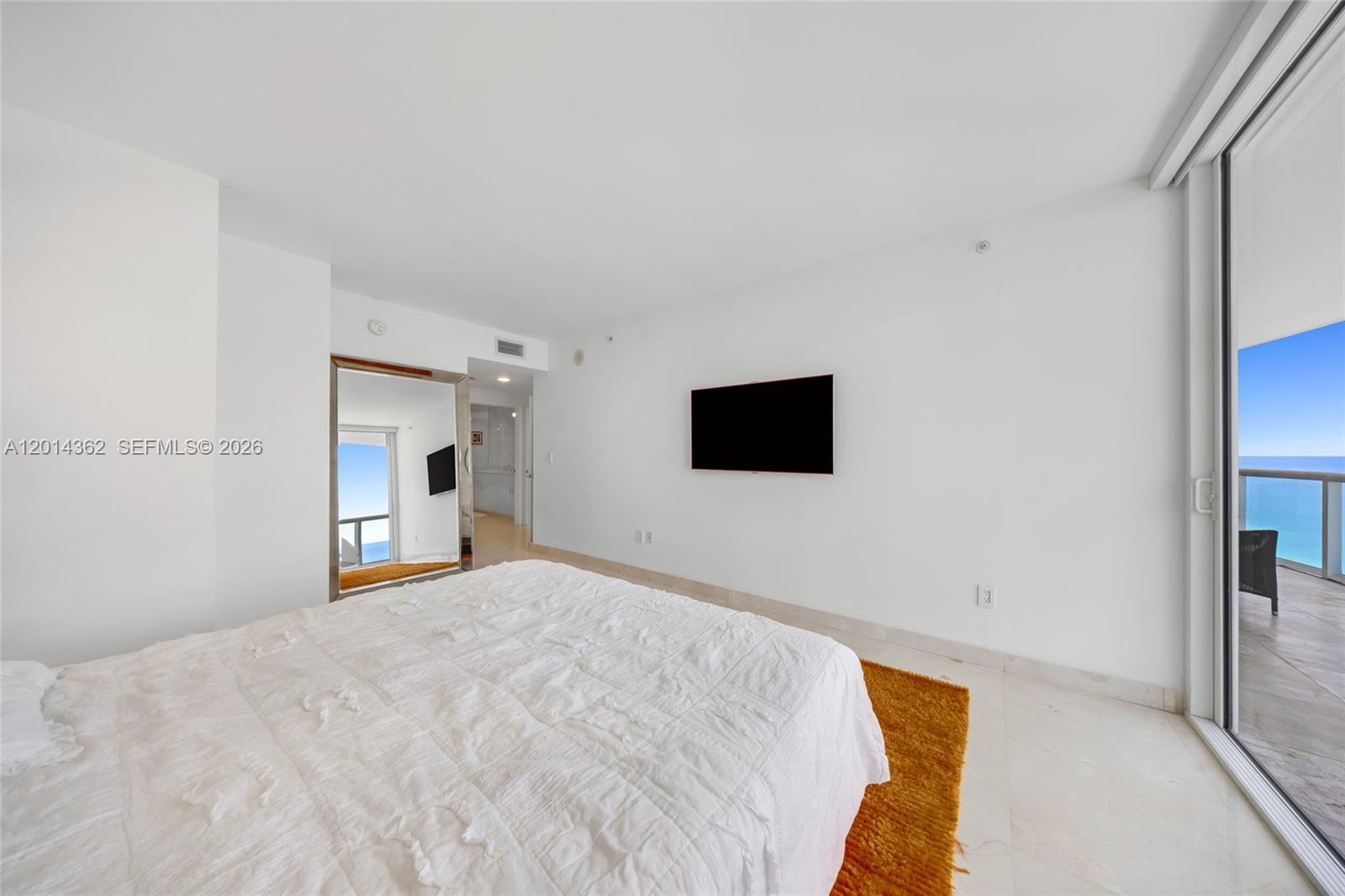 6365 Collins Ave #3202, Miami Beach FL 33141