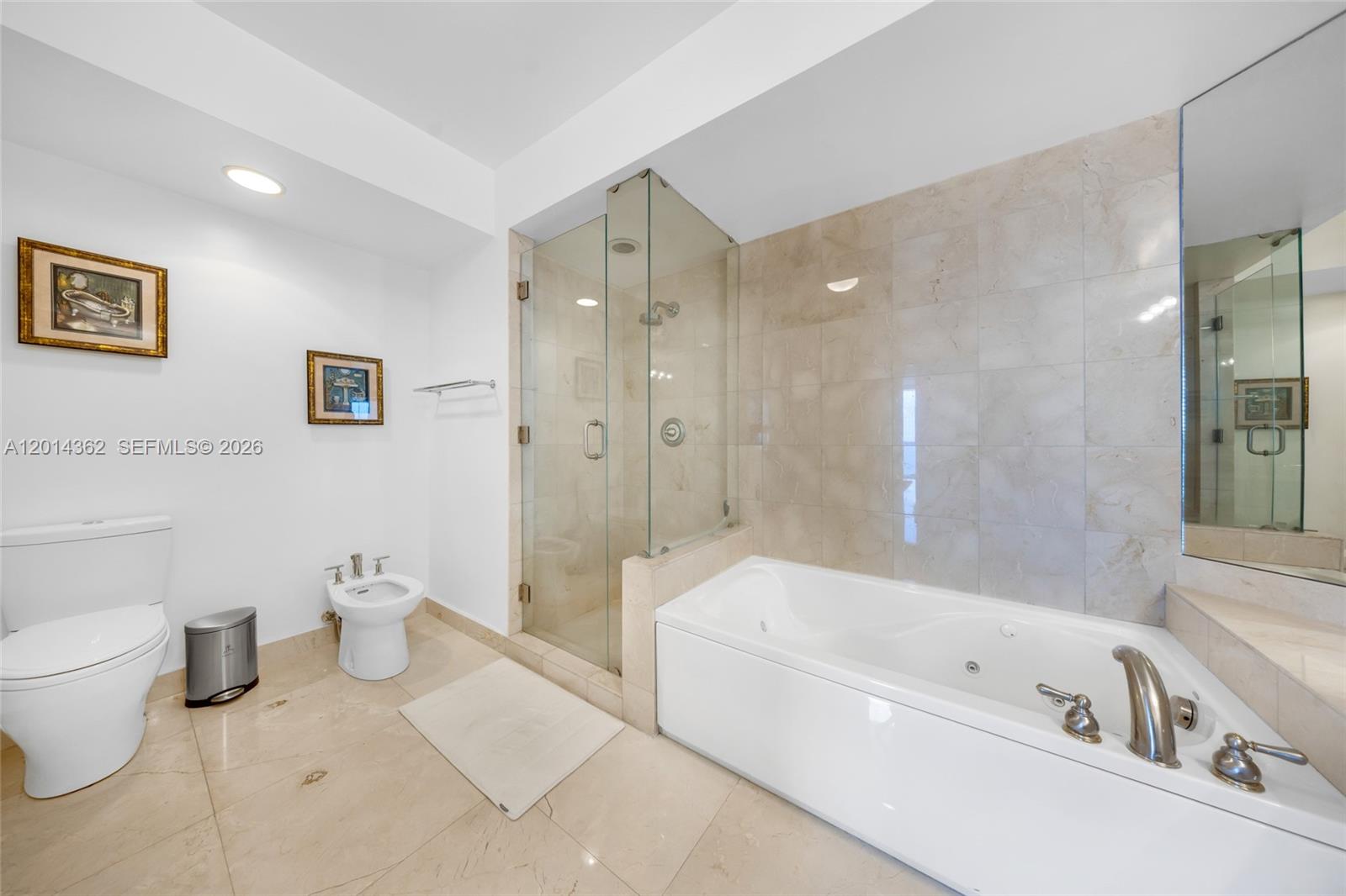 6365 Collins Ave #3202, Miami Beach FL 33141
