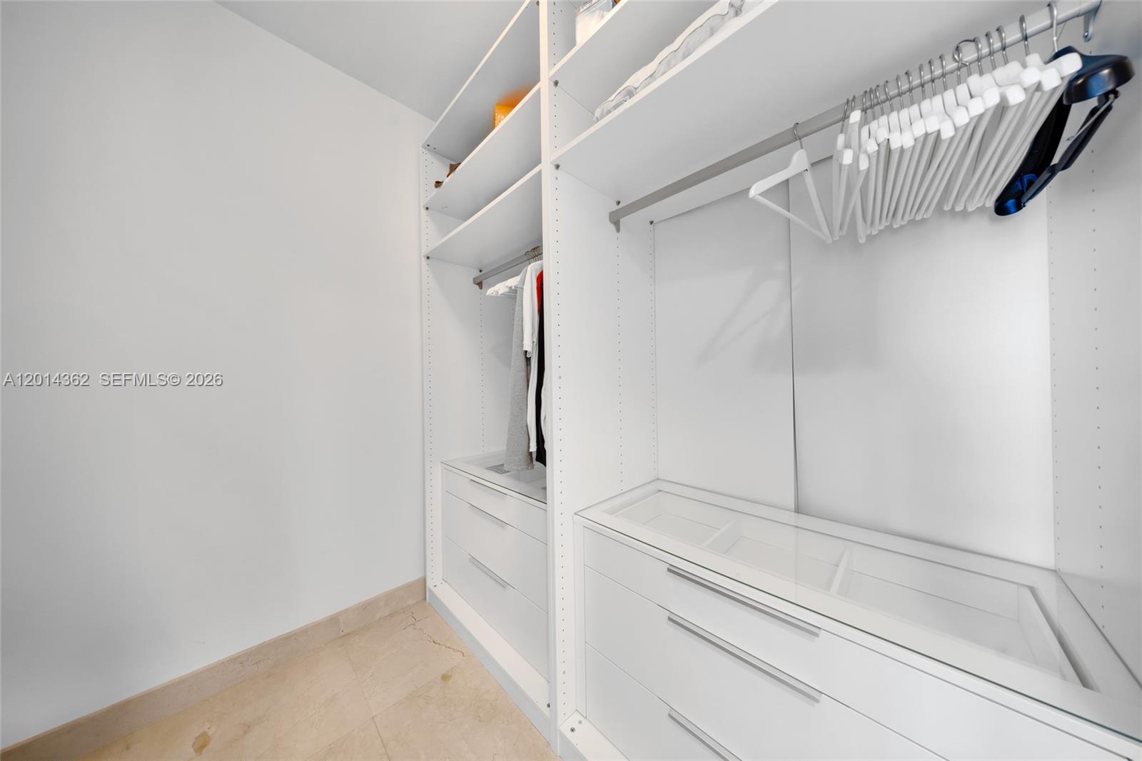 6365 Collins Ave #3202, Miami Beach FL 33141