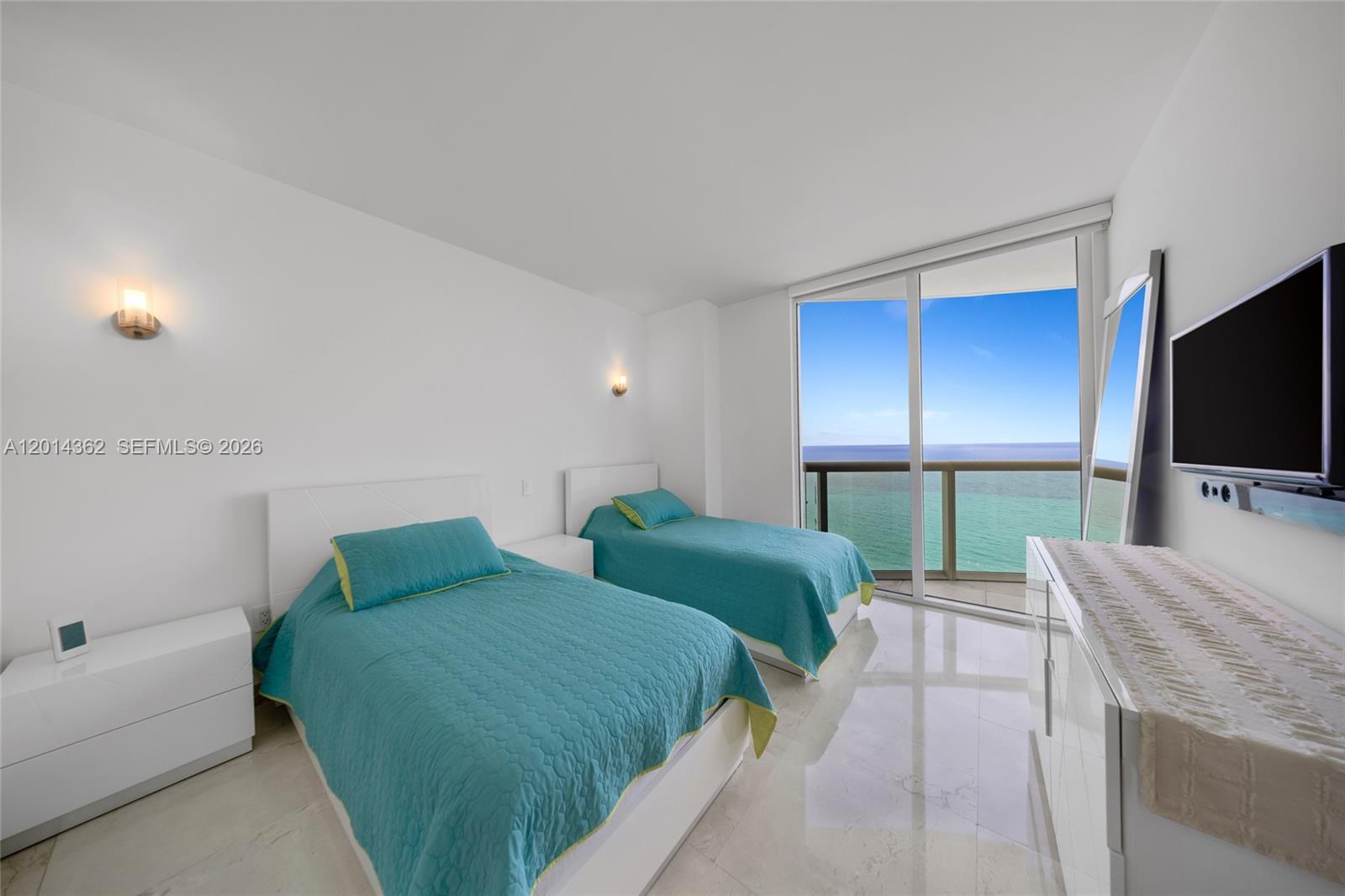6365 Collins Ave #3202, Miami Beach FL 33141