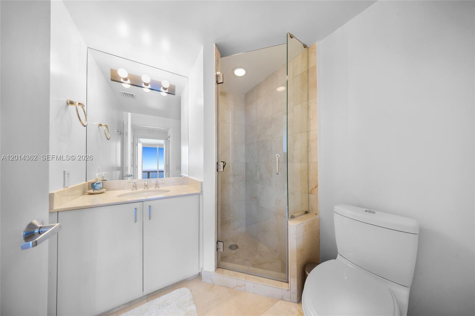6365 Collins Ave #3202, Miami Beach FL 33141