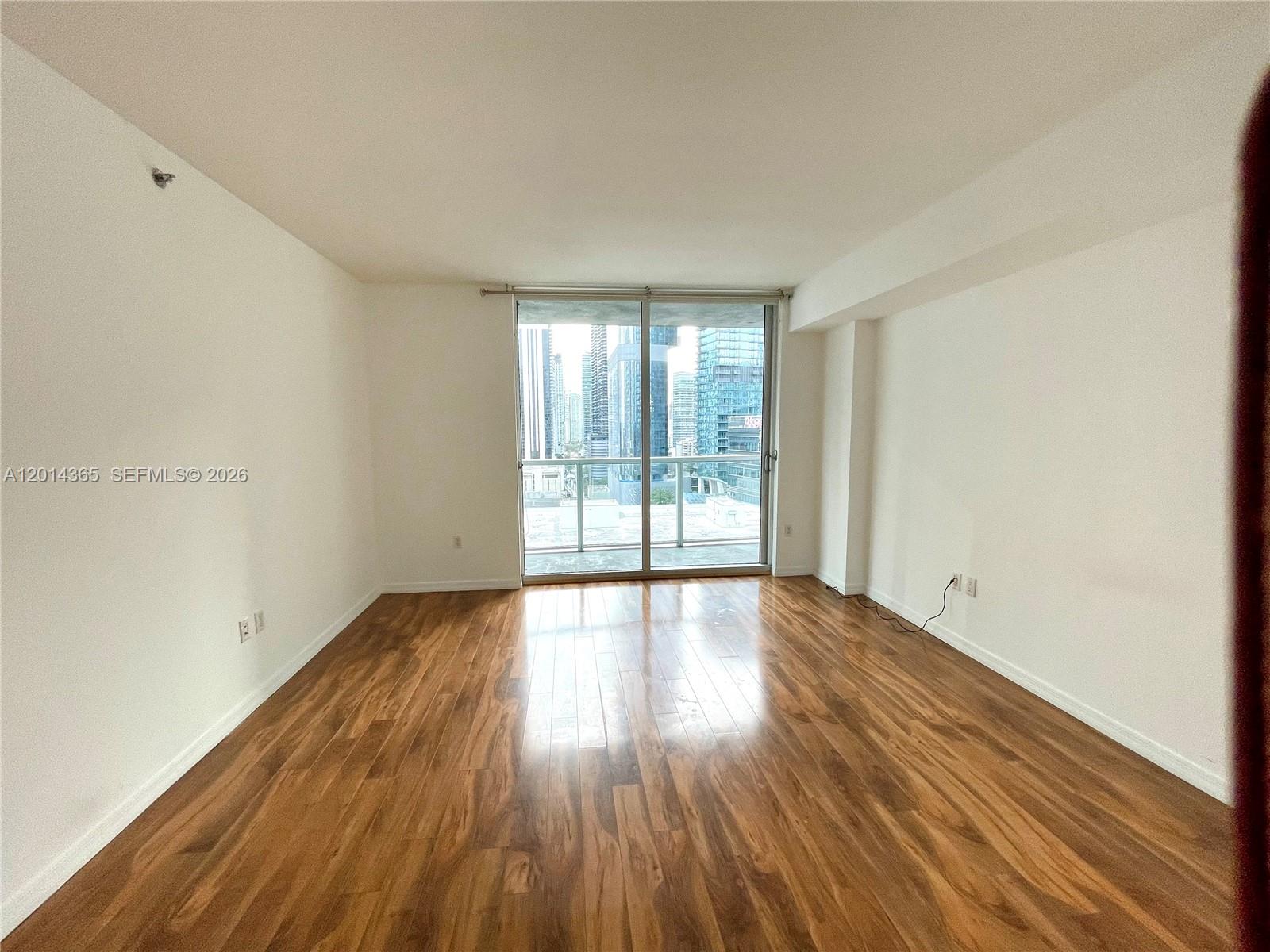 55 SE 6th St #2106, Miami FL 33131
