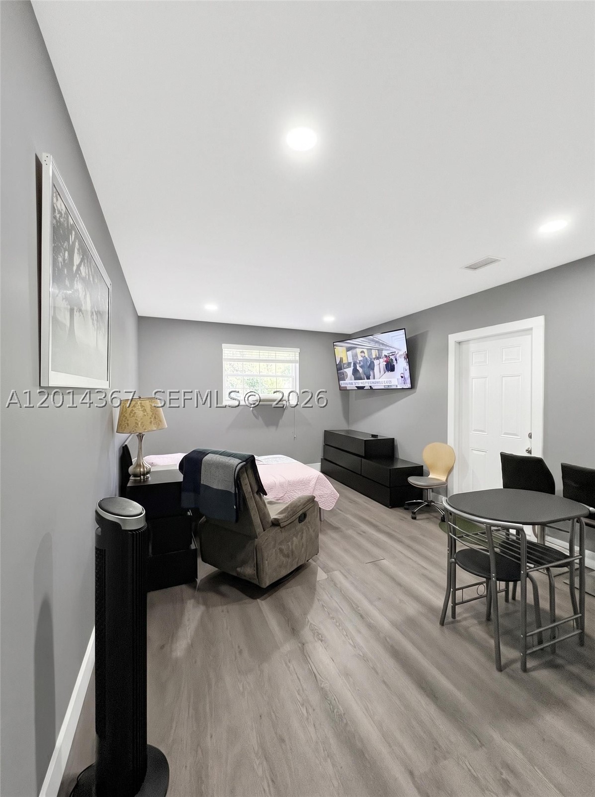 18901 NW 28th Pl, Miami Gardens FL 33056
