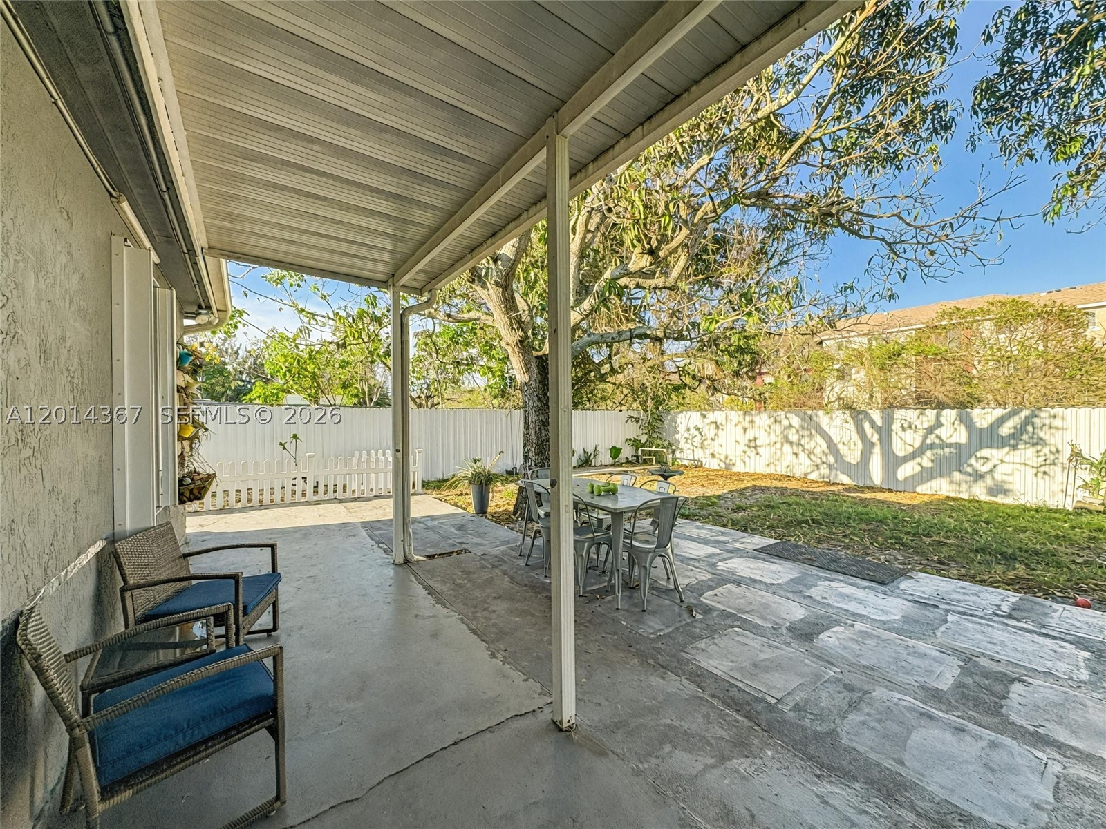 18901 NW 28th Pl, Miami Gardens FL 33056