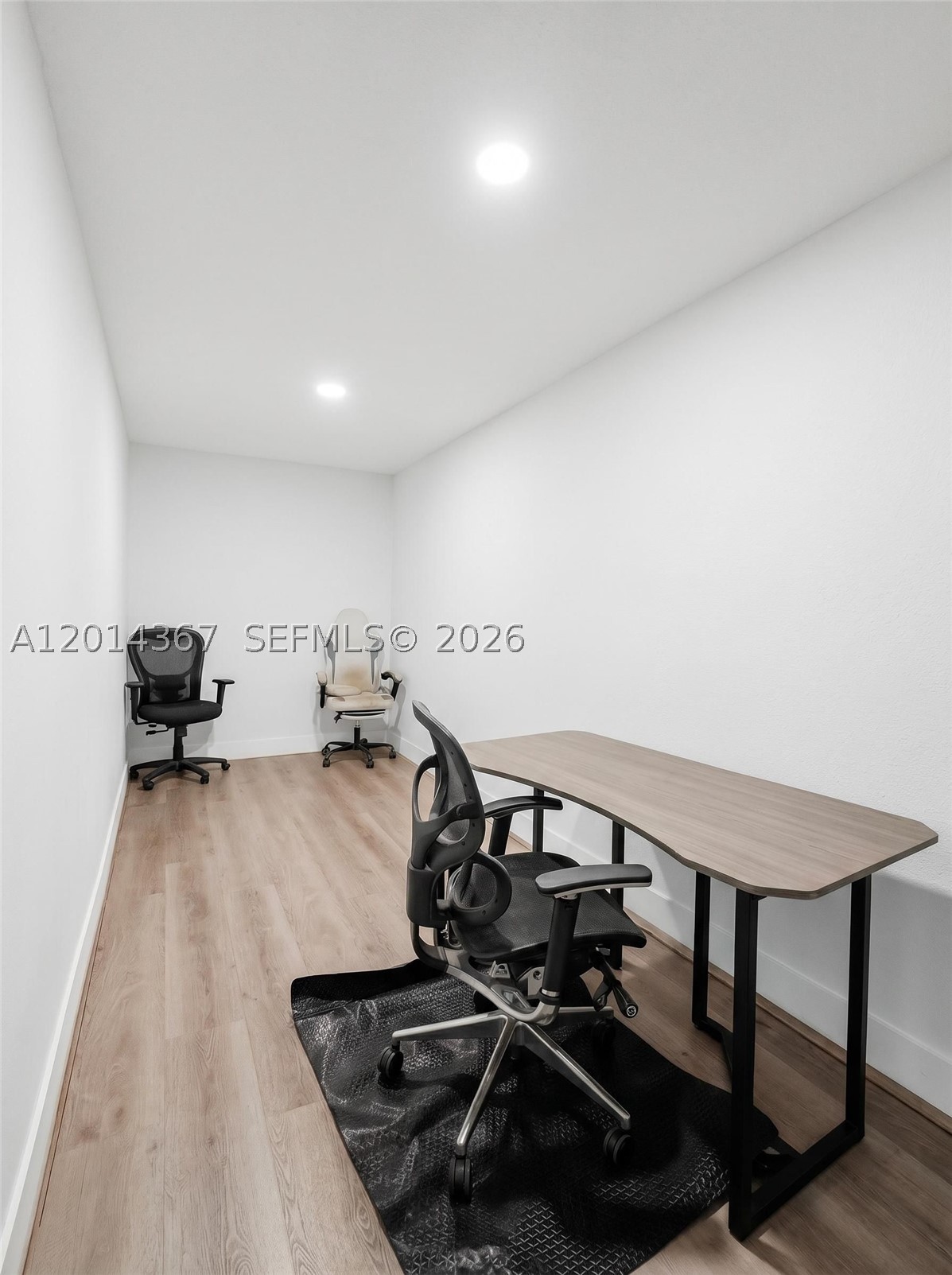 18901 NW 28th Pl, Miami Gardens FL 33056