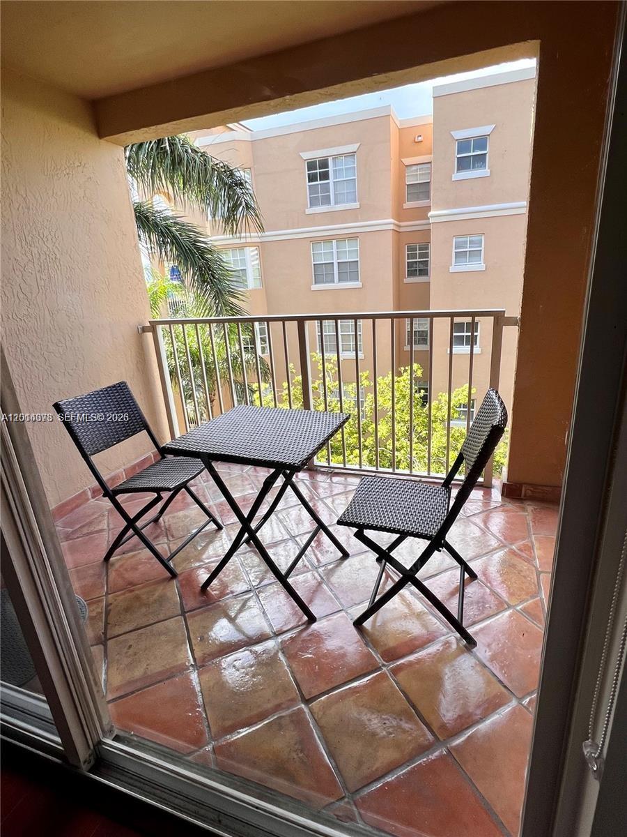 19655 E Country Club Dr #6106, Aventura FL 33180