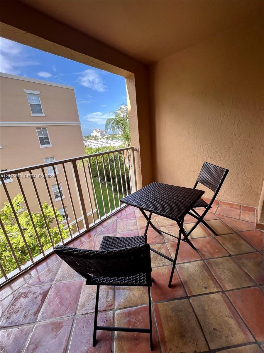 19655 E Country Club Dr #6106, Aventura FL 33180