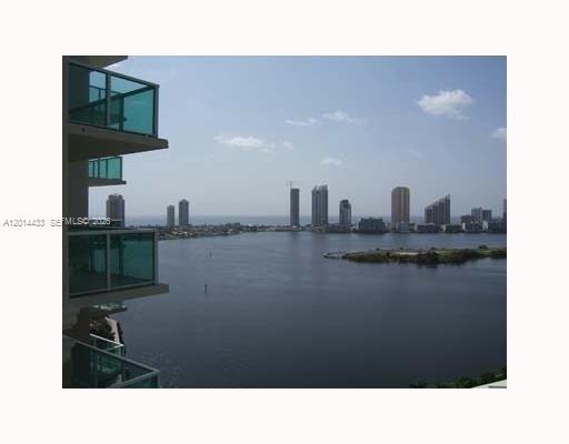 3330 NE 190th St #1816, Aventura FL 33180