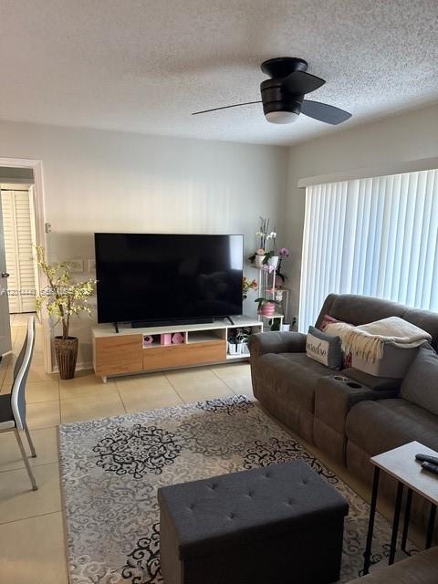5025 Wiles Rd #105, Coconut Creek FL 33073