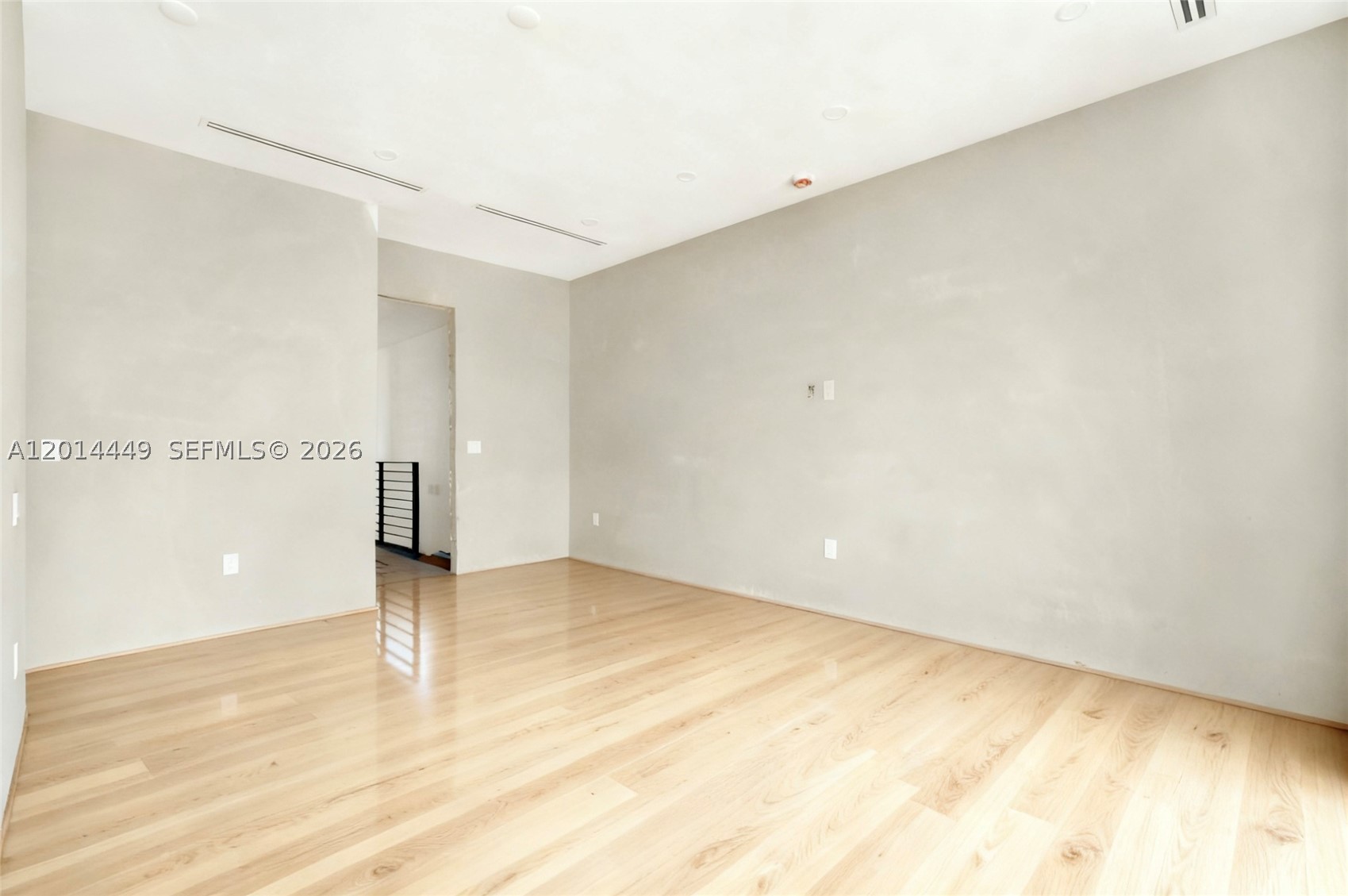 1501 SW 21st St, Miami FL 33145
