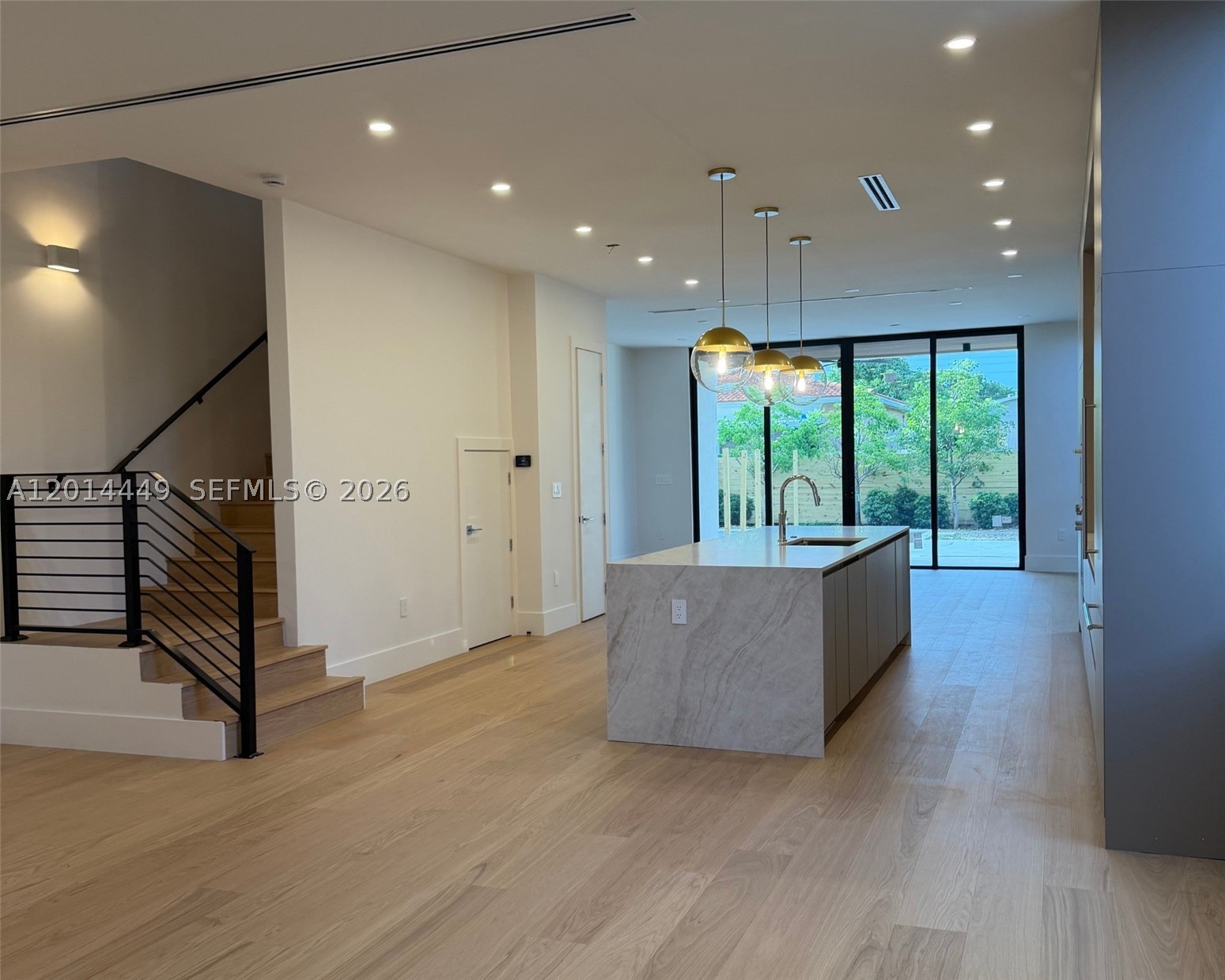 1501 SW 21st St, Miami FL 33145