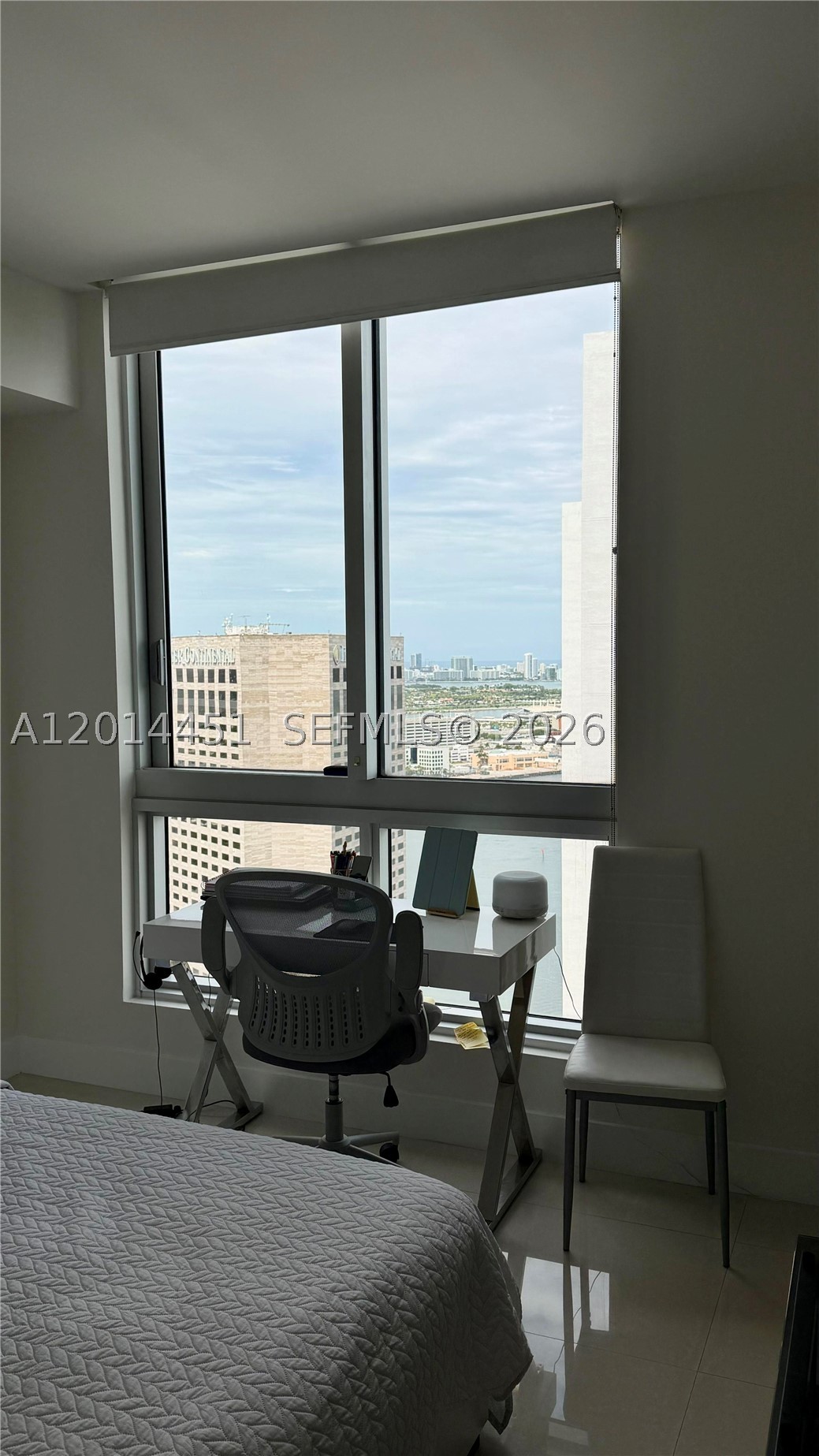 300 S Biscayne Blvd #T-3212, Miami FL 33131