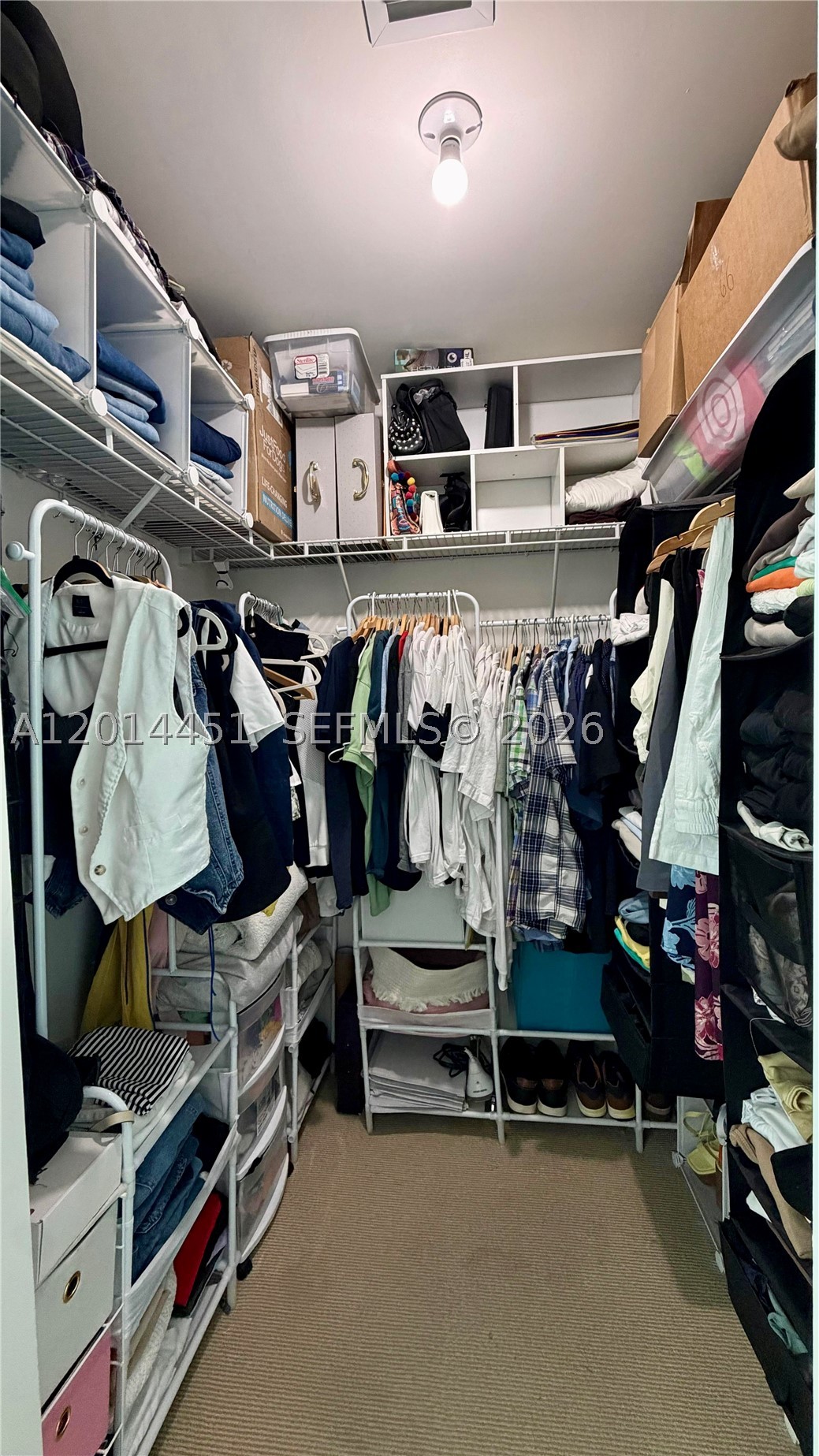 300 S Biscayne Blvd #T-3212, Miami FL 33131