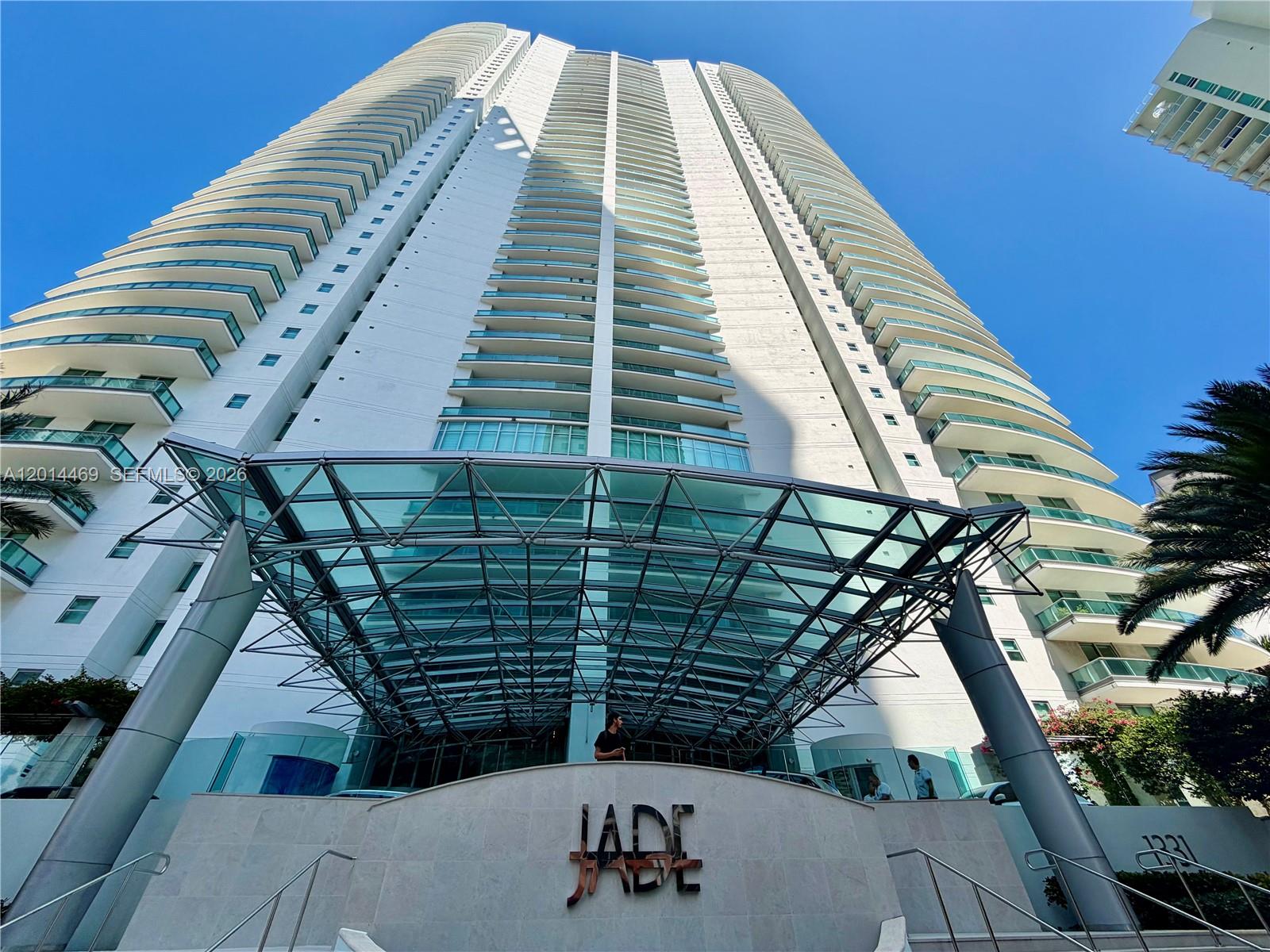 1331 Brickell Bay Dr #1006, Miami FL 33131
