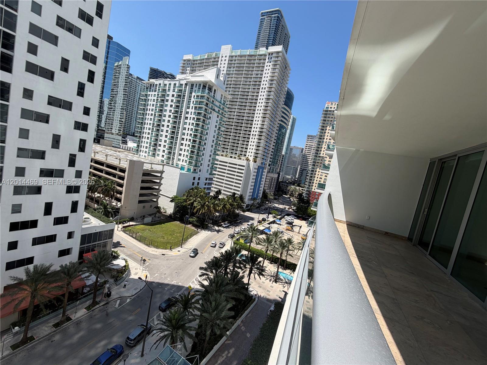 1331 Brickell Bay Dr #1006, Miami FL 33131