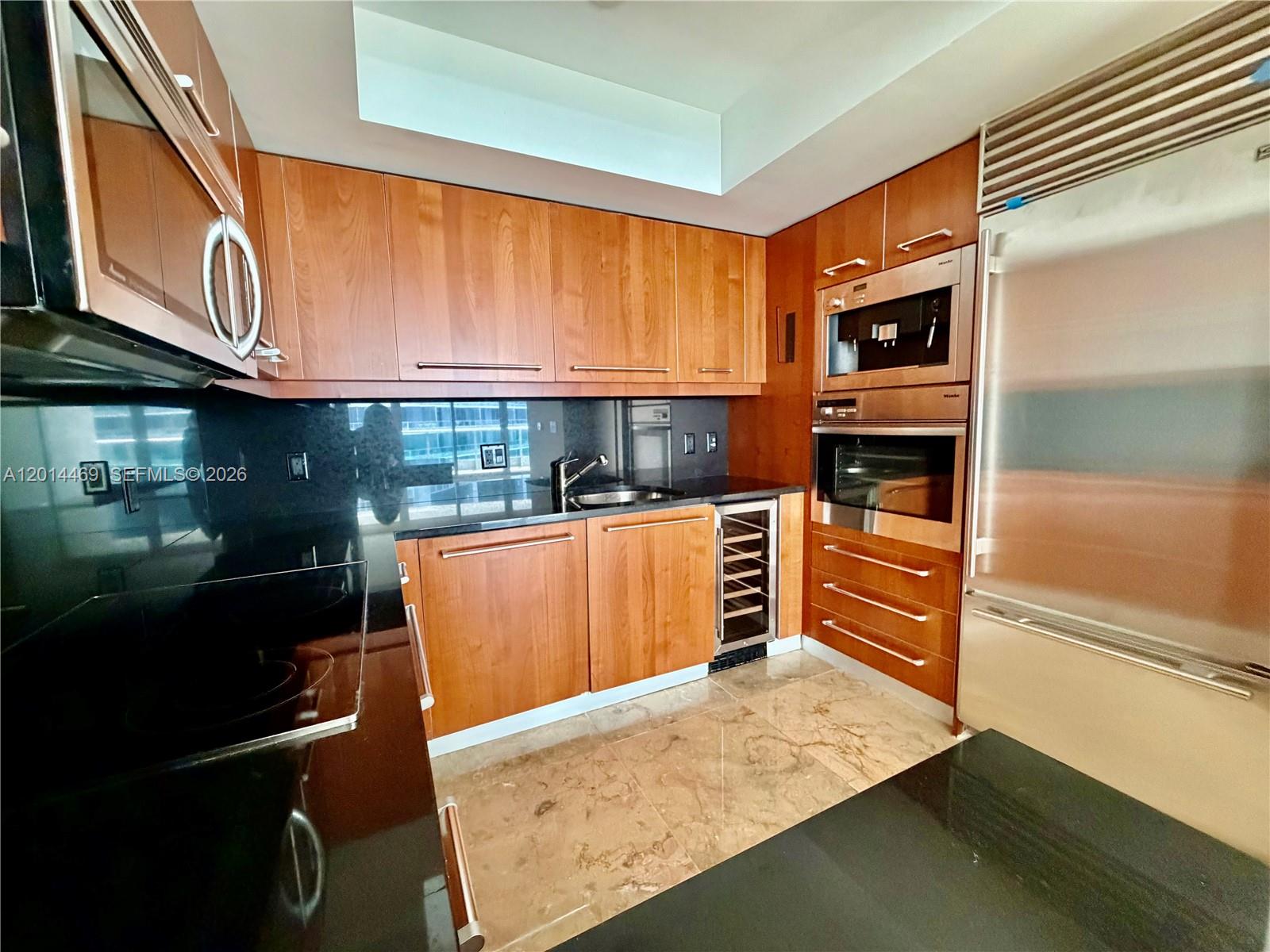1331 Brickell Bay Dr #1006, Miami FL 33131