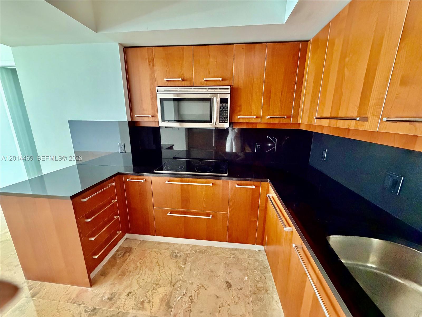 1331 Brickell Bay Dr #1006, Miami FL 33131