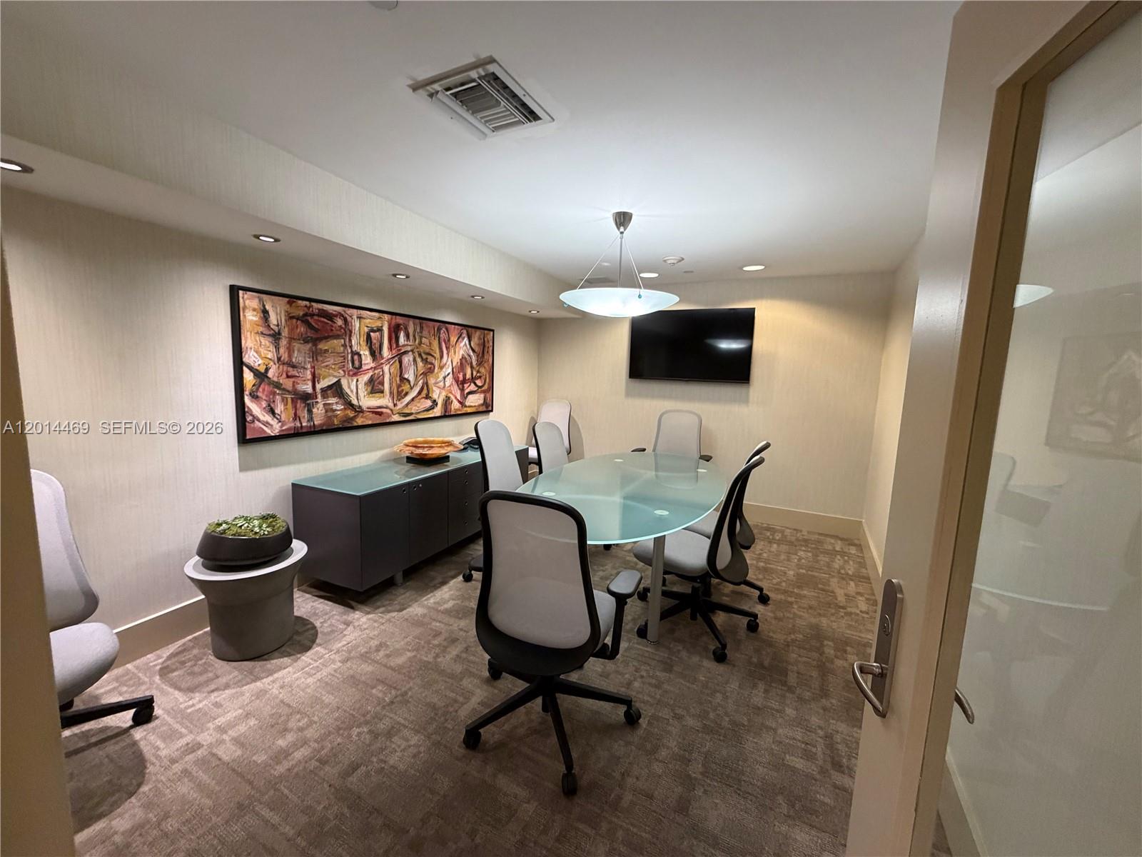 1331 Brickell Bay Dr #1006, Miami FL 33131