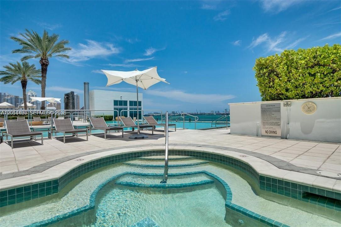 1331 Brickell Bay Dr #1006, Miami FL 33131