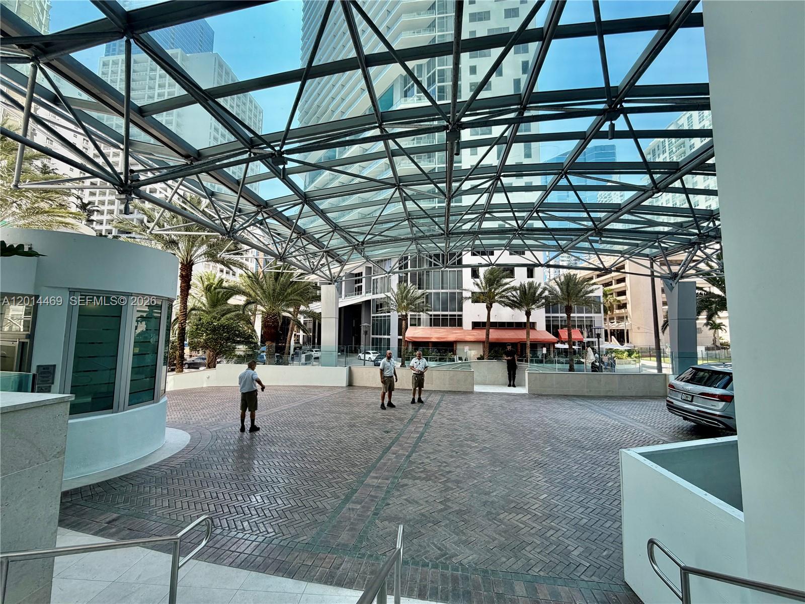 1331 Brickell Bay Dr #1006, Miami FL 33131