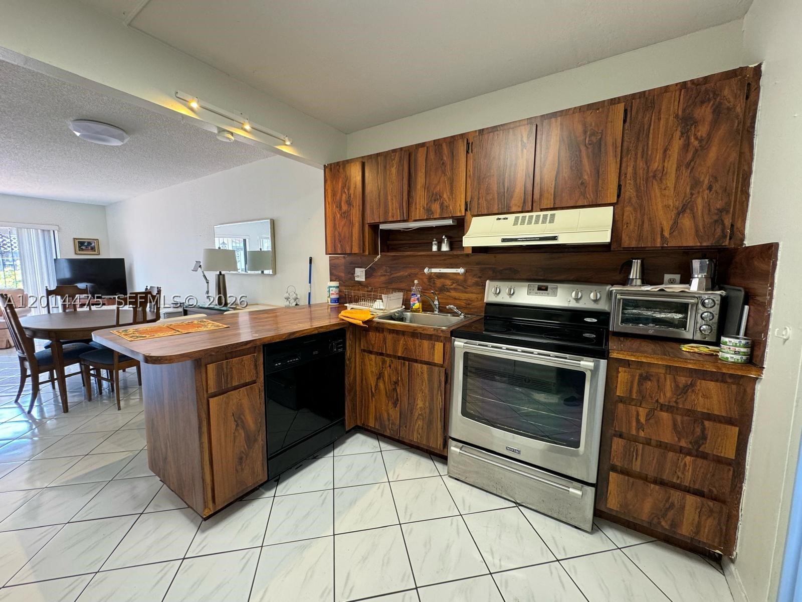 3817 SW 82nd Ave #IX-46, Miami FL 33155