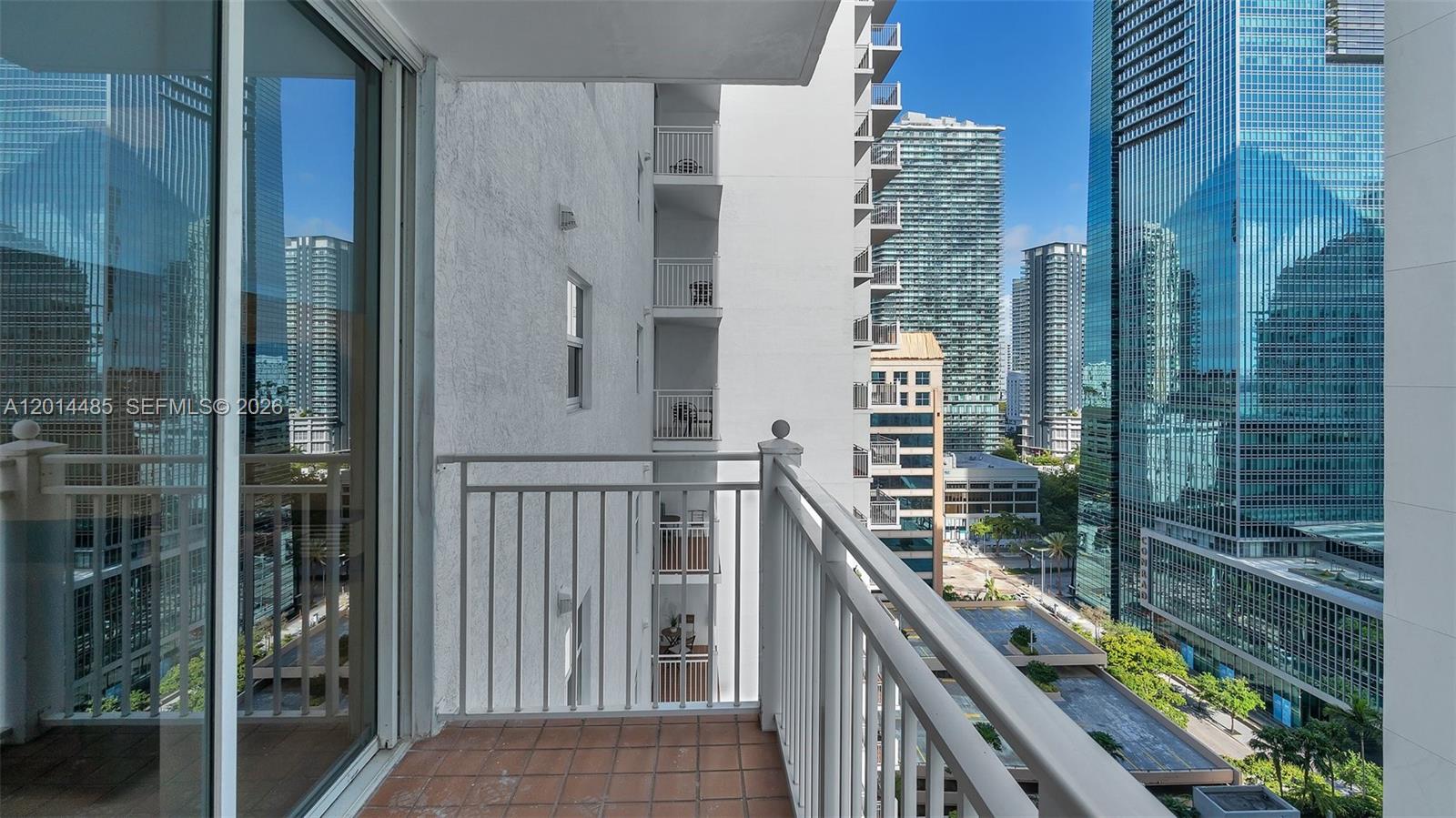 185 SE 14th Ter #1801, Miami FL 33131
