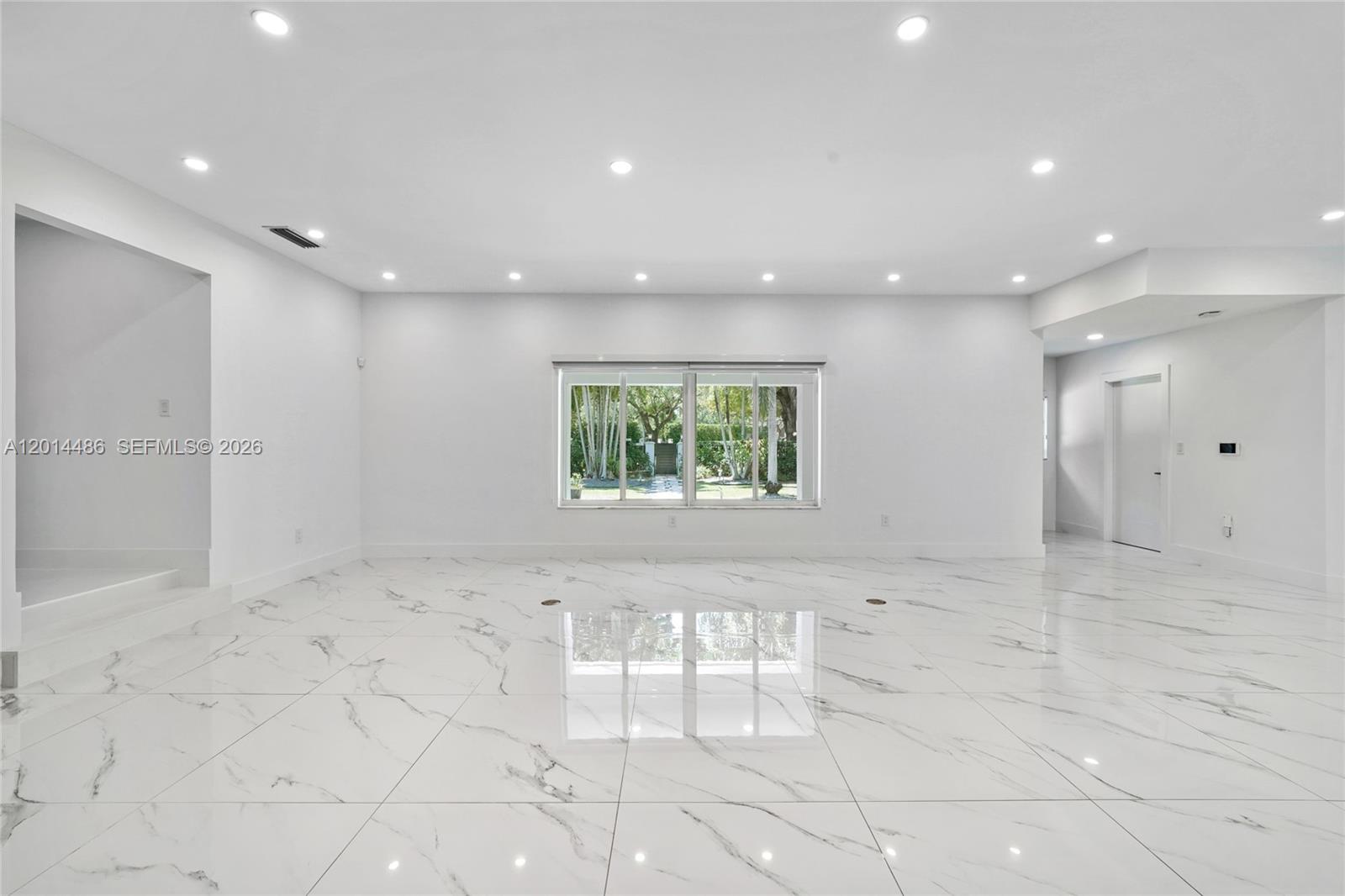 711 Sunset Dr, Coral Gables FL 33143