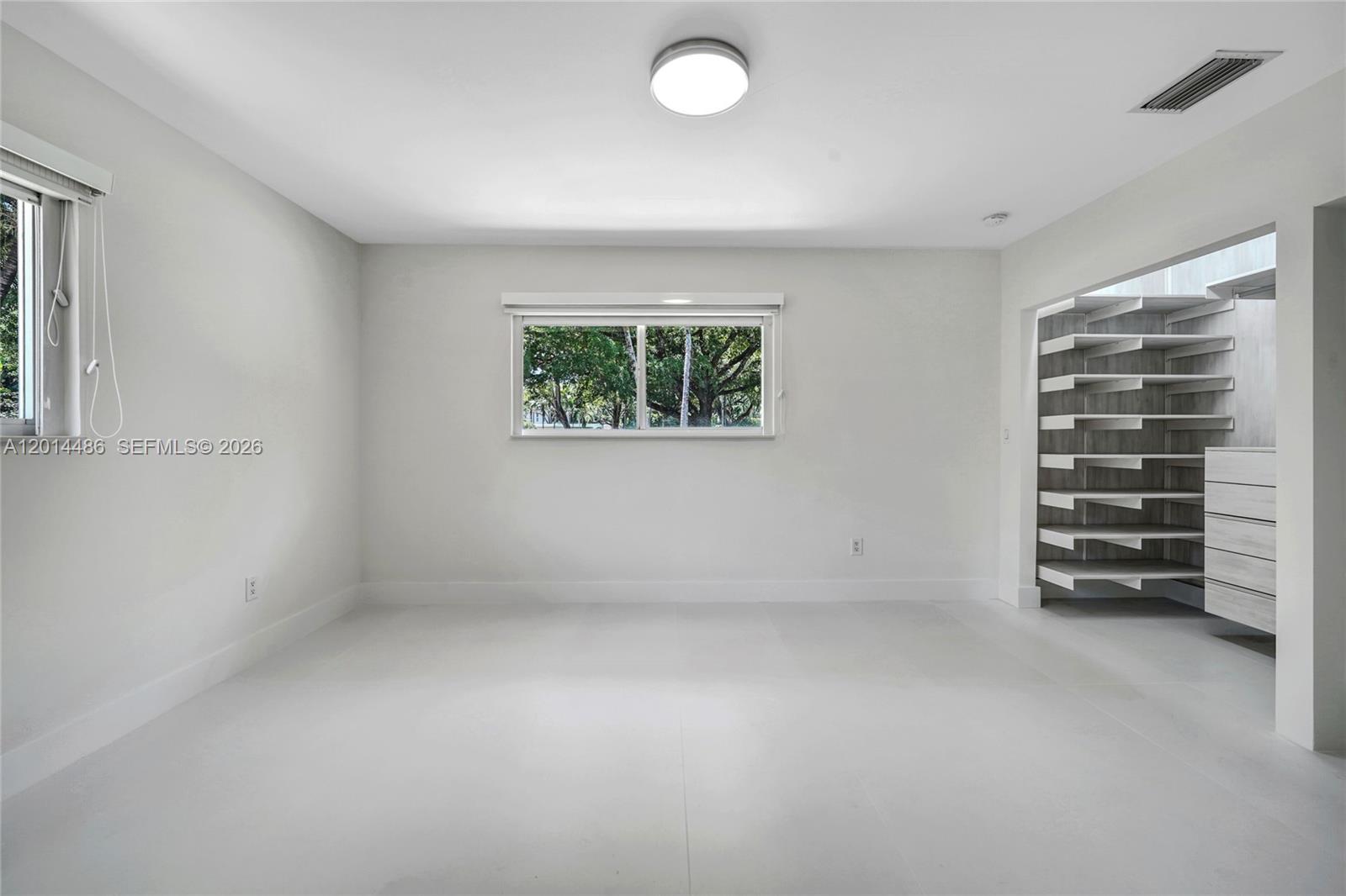 711 Sunset Dr, Coral Gables FL 33143