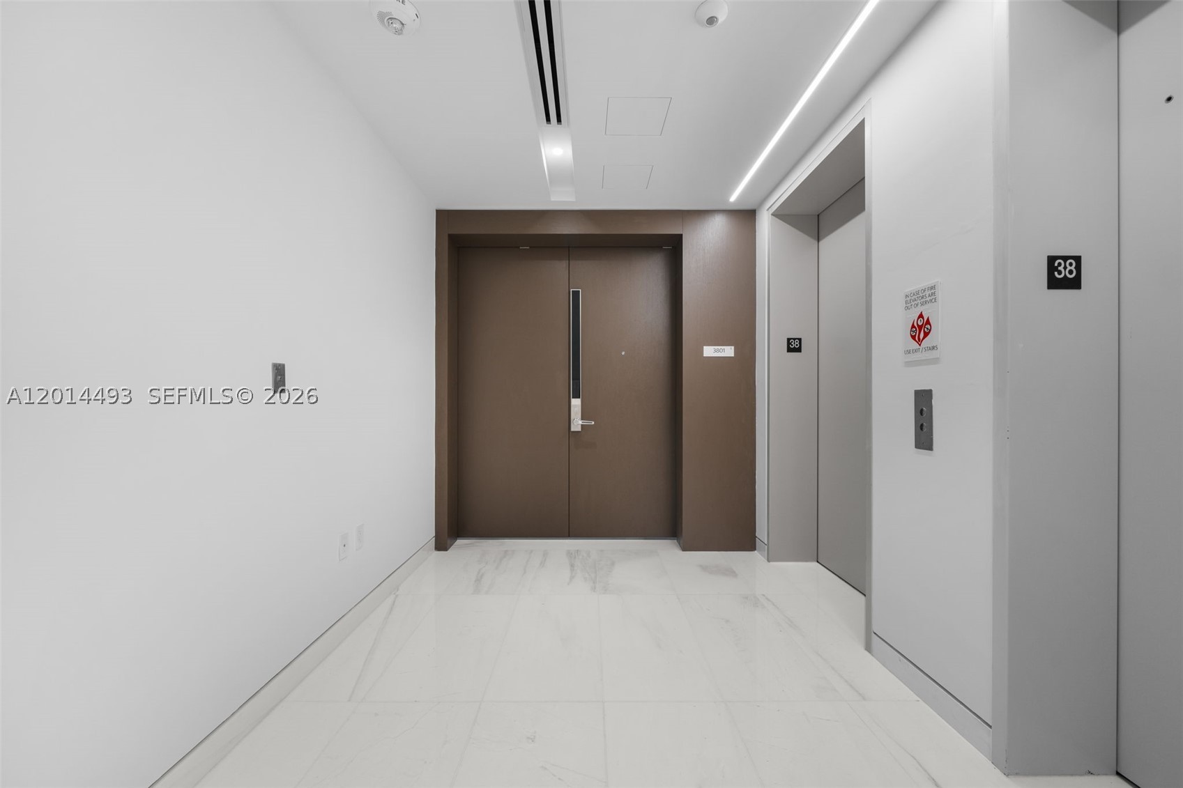 300 Biscayne Blvd Way #3801, Miami FL 33131