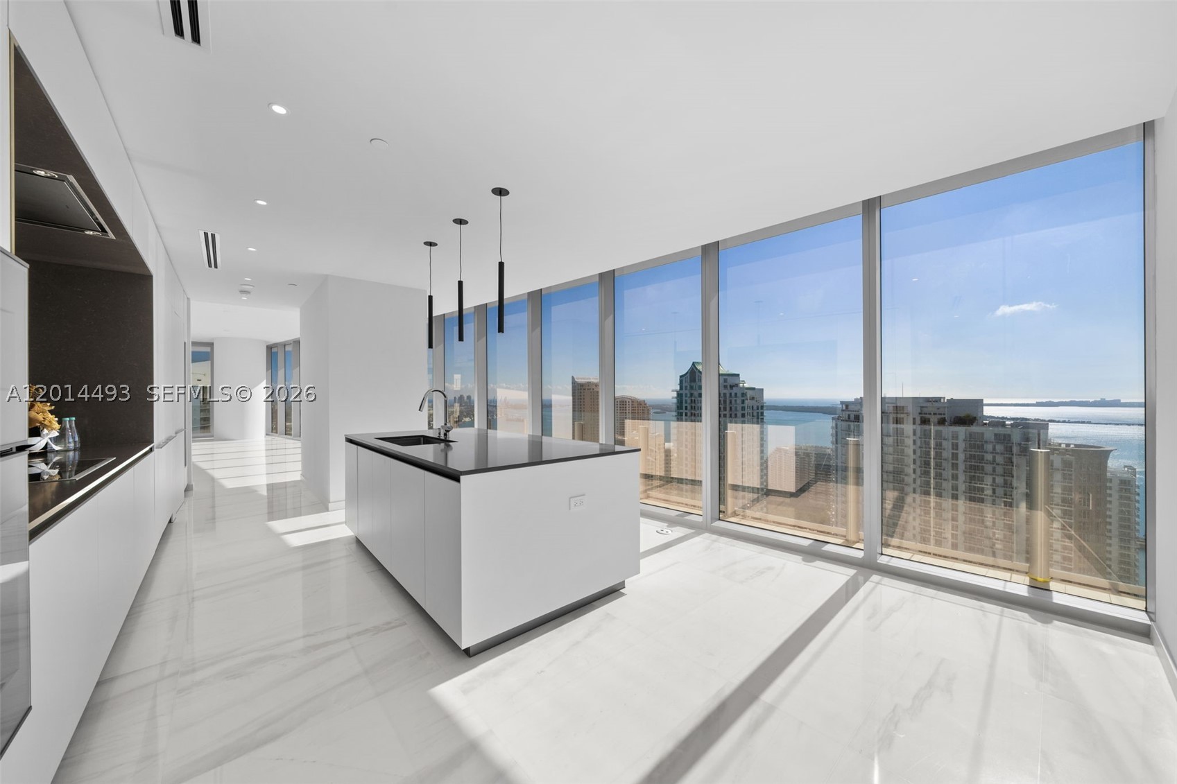 300 Biscayne Blvd Way #3801, Miami FL 33131