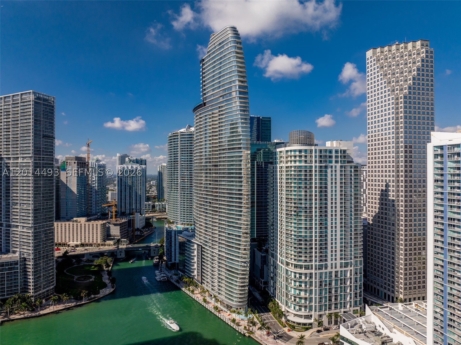 300 Biscayne Blvd Way #3801, Miami FL 33131