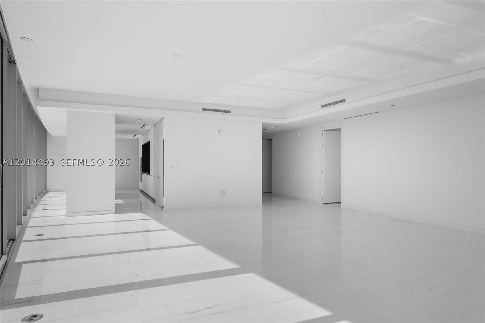 300 Biscayne Blvd Way #3801, Miami FL 33131
