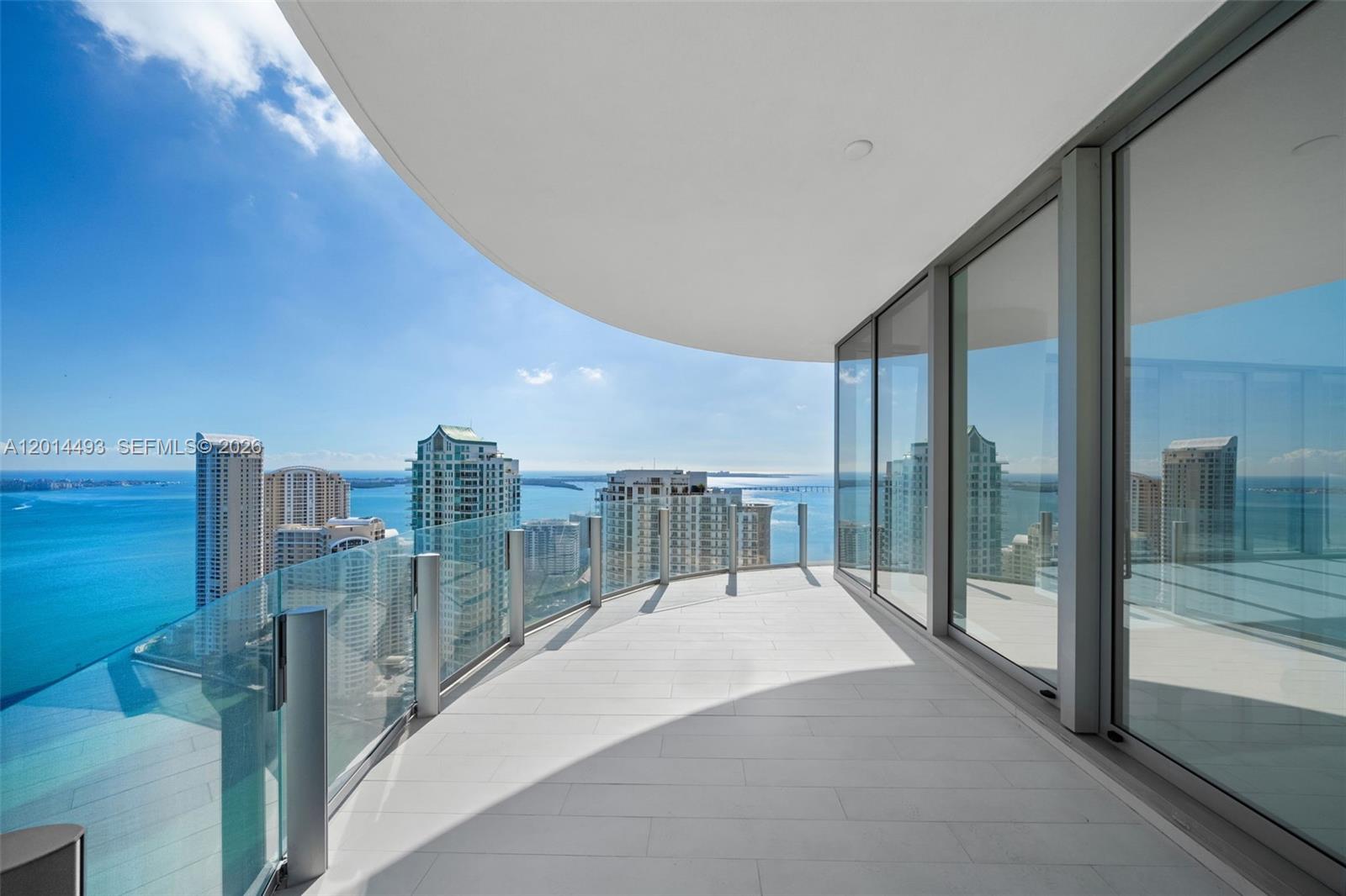 300 Biscayne Blvd Way #3801, Miami FL 33131