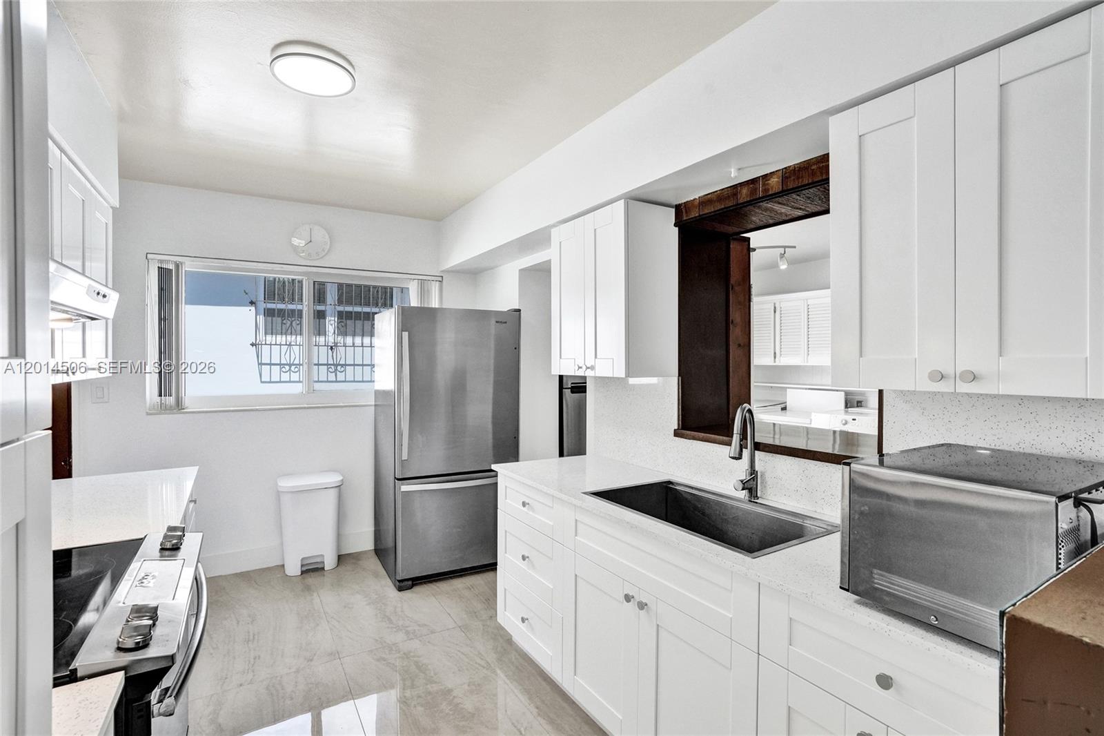 2420 SW 16th St, Miami FL 33145