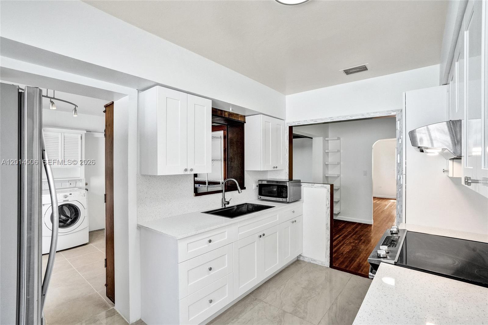2420 SW 16th St, Miami FL 33145