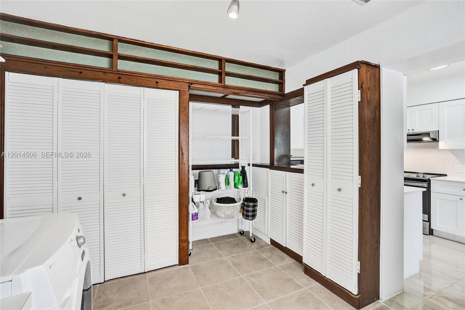 2420 SW 16th St, Miami FL 33145